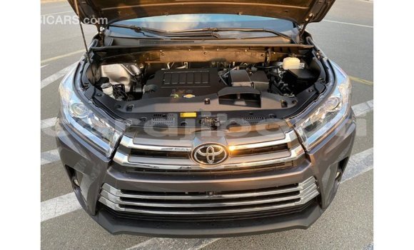 Buy Import Toyota Highlander Black Car in Import - Dubai in Ali Sabieh Region Buy Import Toyota Highlander Black Car in Import - Dubai in Ali Sabieh Region