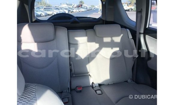 Buy Import Toyota 4Runner White Car in Import - Dubai in Ali Sabieh Region Buy Import Toyota 4Runner White Car in Import - Dubai in Ali Sabieh Region
