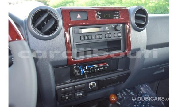 Acheter Import Voiture Toyota Land Cruiser Autre à Import - Dubai, Ali Sabieh Region Acheter Import Voiture Toyota Land Cruiser Autre à Import - Dubai, Ali Sabieh Region