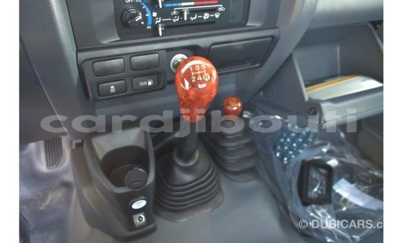 Acheter Import Voiture Toyota Land Cruiser Autre à Import - Dubai, Ali Sabieh Region Acheter Import Voiture Toyota Land Cruiser Autre à Import - Dubai, Ali Sabieh Region