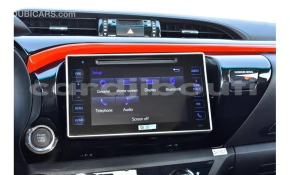 Acheter Import Voiture Toyota Hilux Noir à Import - Dubai, Ali Sabieh Region Acheter Import Voiture Toyota Hilux Noir à Import - Dubai, Ali Sabieh Region