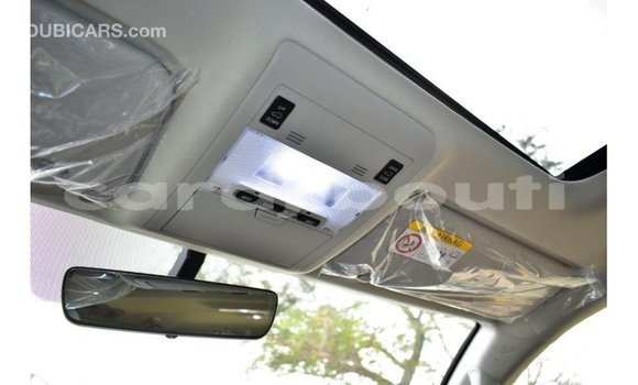 Acheter Import Voiture Toyota Land Cruiser Noir à Import - Dubai, Ali Sabieh Region Acheter Import Voiture Toyota Land Cruiser Noir à Import - Dubai, Ali Sabieh Region