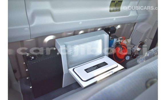 Acheter Import Voiture Toyota Land Cruiser Autre à Import - Dubai, Ali Sabieh Region Acheter Import Voiture Toyota Land Cruiser Autre à Import - Dubai, Ali Sabieh Region