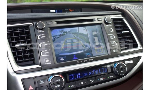 Acheter Import Voiture Toyota Highlander Noir à Import - Dubai, Ali Sabieh Region Acheter Import Voiture Toyota Highlander Noir à Import - Dubai, Ali Sabieh Region