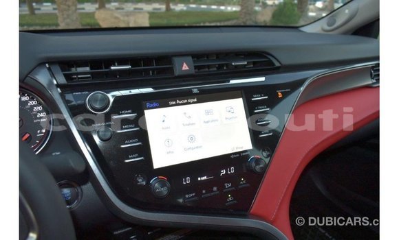 Acheter Import Voiture Toyota Camry Blanc à Import - Dubai, Ali Sabieh Region Acheter Import Voiture Toyota Camry Blanc à Import - Dubai, Ali Sabieh Region