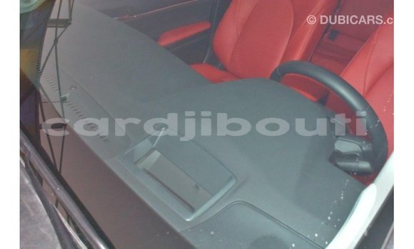 Acheter Import Voiture Toyota Camry Blanc à Import - Dubai, Ali Sabieh Region Acheter Import Voiture Toyota Camry Blanc à Import - Dubai, Ali Sabieh Region