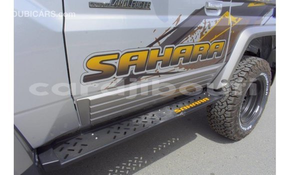 Acheter Import Voiture Toyota Land Cruiser Autre à Import - Dubai, Ali Sabieh Region Acheter Import Voiture Toyota Land Cruiser Autre à Import - Dubai, Ali Sabieh Region