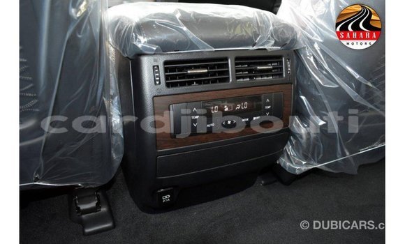 Acheter Import Voiture Toyota Land Cruiser Noir à Import - Dubai, Ali Sabieh Region Acheter Import Voiture Toyota Land Cruiser Noir à Import - Dubai, Ali Sabieh Region