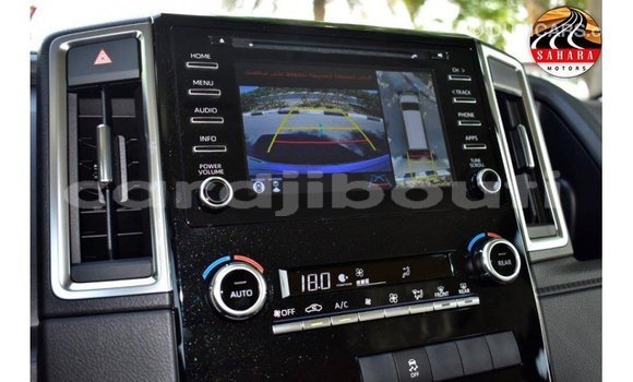 Acheter Import Voiture Toyota Granvia Blanc à Import - Dubai, Ali Sabieh Region Acheter Import Voiture Toyota Granvia Blanc à Import - Dubai, Ali Sabieh Region