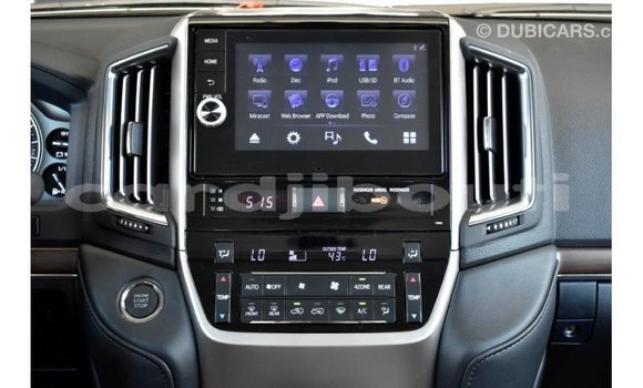 Acheter Import Voiture Toyota Land Cruiser Autre à Import - Dubai, Ali Sabieh Region Acheter Import Voiture Toyota Land Cruiser Autre à Import - Dubai, Ali Sabieh Region