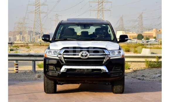 Acheter Import Voiture Toyota Land Cruiser Noir à Import - Dubai, Ali Sabieh Region Acheter Import Voiture Toyota Land Cruiser Noir à Import - Dubai, Ali Sabieh Region