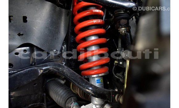 Acheter Import Voiture Toyota Hilux Noir à Import - Dubai, Ali Sabieh Region Acheter Import Voiture Toyota Hilux Noir à Import - Dubai, Ali Sabieh Region