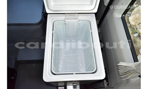 Acheter Import Voiture Toyota Coaster Blanc à Import - Dubai, Ali Sabieh Region Acheter Import Voiture Toyota Coaster Blanc à Import - Dubai, Ali Sabieh Region