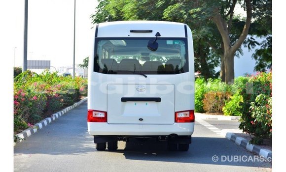 Acheter Import Voiture Toyota Coaster Blanc à Import - Dubai, Ali Sabieh Region Acheter Import Voiture Toyota Coaster Blanc à Import - Dubai, Ali Sabieh Region