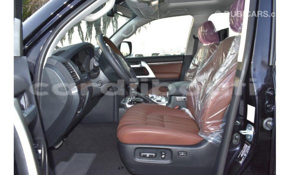 Acheter Import Voiture Toyota Land Cruiser Noir à Import - Dubai, Ali Sabieh Region Acheter Import Voiture Toyota Land Cruiser Noir à Import - Dubai, Ali Sabieh Region