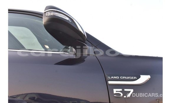Acheter Import Voiture Toyota Land Cruiser Noir à Import - Dubai, Ali Sabieh Region Acheter Import Voiture Toyota Land Cruiser Noir à Import - Dubai, Ali Sabieh Region