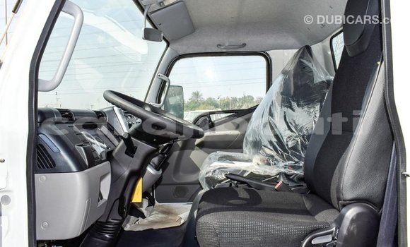 Buy Import Mitsubishi Carisma White Car in Import - Dubai in Ali Sabieh Region Buy Import Mitsubishi Carisma White Car in Import - Dubai in Ali Sabieh Region