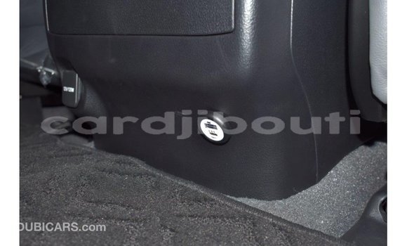 Acheter Import Voiture Toyota Land Cruiser Noir à Import - Dubai, Ali Sabieh Region Acheter Import Voiture Toyota Land Cruiser Noir à Import - Dubai, Ali Sabieh Region