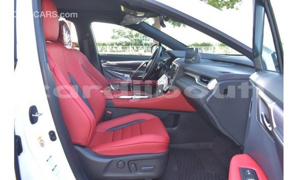 Acheter Import Voiture Lexus RX 350 Blanc à Import - Dubai, Ali Sabieh Region Acheter Import Voiture Lexus RX 350 Blanc à Import - Dubai, Ali Sabieh Region