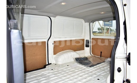 Acheter Import Voiture Toyota Hiace Blanc à Import - Dubai, Ali Sabieh Region Acheter Import Voiture Toyota Hiace Blanc à Import - Dubai, Ali Sabieh Region