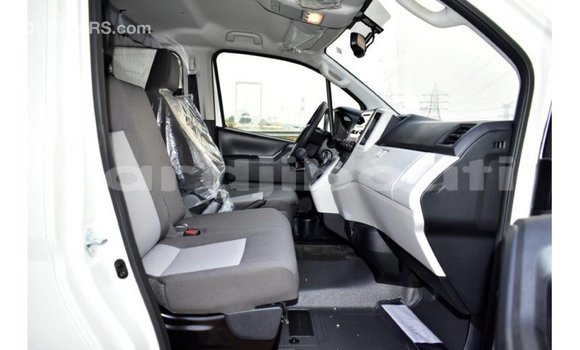 Acheter Import Voiture Toyota Hiace Blanc à Import - Dubai, Ali Sabieh Region Acheter Import Voiture Toyota Hiace Blanc à Import - Dubai, Ali Sabieh Region