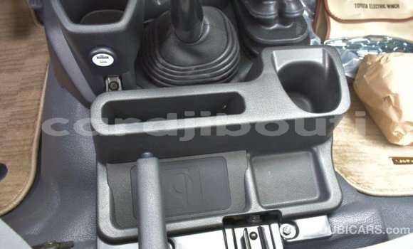 Acheter Import Voiture Toyota Land Cruiser Autre à Import - Dubai, Ali Sabieh Region Acheter Import Voiture Toyota Land Cruiser Autre à Import - Dubai, Ali Sabieh Region