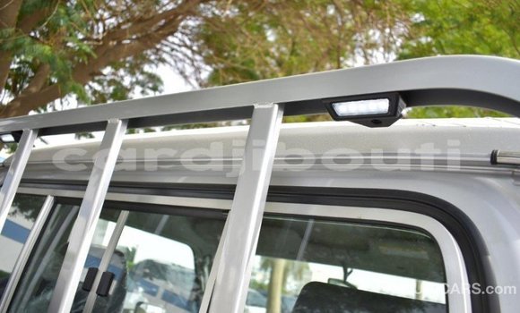 Acheter Import Voiture Toyota Land Cruiser Autre à Import - Dubai, Ali Sabieh Region Acheter Import Voiture Toyota Land Cruiser Autre à Import - Dubai, Ali Sabieh Region
