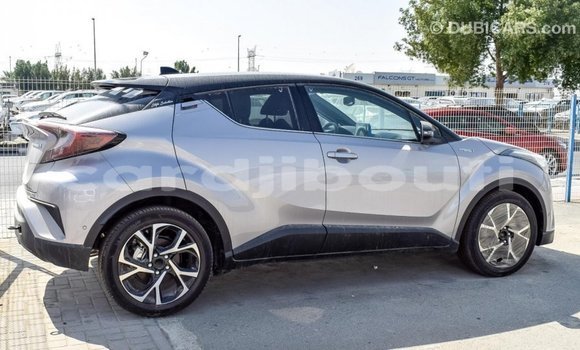 Acheter Import Voiture Toyota C-HR Autre à Import - Dubai, Ali Sabieh Region Acheter Import Voiture Toyota C-HR Autre à Import - Dubai, Ali Sabieh Region