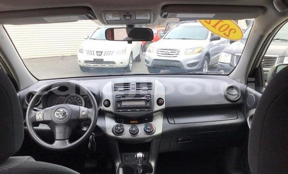 Acheter Occasion Voiture Toyota RAV4 Gris à Alaili Dadda, Obock Acheter Occasion Voiture Toyota RAV4 Gris à Alaili Dadda, Obock