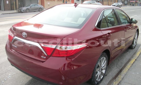 Acheter Occasion Voiture Toyota Camry Rouge à Djibouti, Djibouti Region Acheter Occasion Voiture Toyota Camry Rouge à Djibouti, Djibouti Region