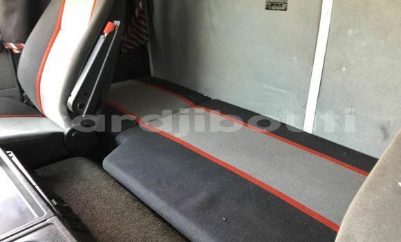 Acheter Occasion Utilitaire Volvo F4 Gris à Galafi, Dikhil Acheter Occasion Utilitaire Volvo F4 Gris à Galafi, Dikhil