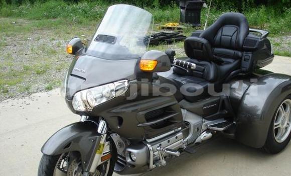 Acheter Occasion Moto Honda GL1800C Gris à Djibouti, Djibouti Region
