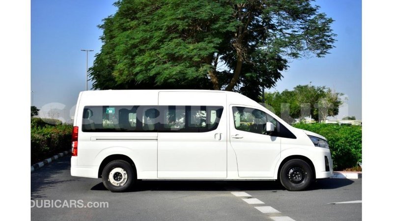 Big with watermark toyota hiace ali sabieh region import dubai 1984