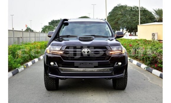Acheter Import Voiture Toyota Land Cruiser Noir à Import - Dubai, Ali Sabieh Region Acheter Import Voiture Toyota Land Cruiser Noir à Import - Dubai, Ali Sabieh Region