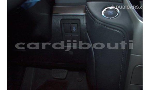 Acheter Import Voiture Toyota Land Cruiser Noir à Import - Dubai, Ali Sabieh Region Acheter Import Voiture Toyota Land Cruiser Noir à Import - Dubai, Ali Sabieh Region
