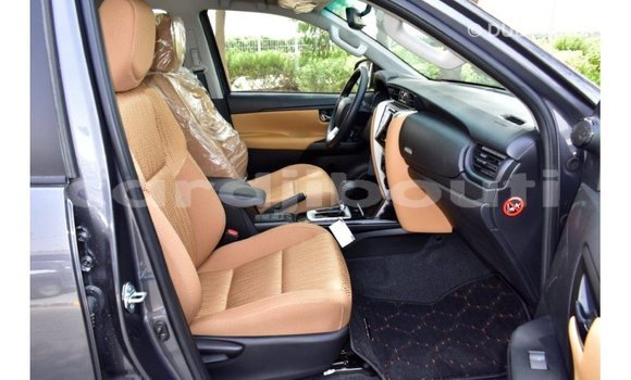 Acheter Import Voiture Toyota Fortuner Autre à Import - Dubai, Ali Sabieh Region Acheter Import Voiture Toyota Fortuner Autre à Import - Dubai, Ali Sabieh Region