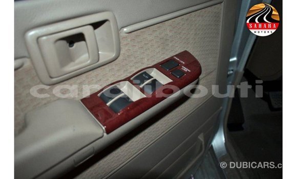 Acheter Import Voiture Toyota Land Cruiser Autre à Import - Dubai, Ali Sabieh Region Acheter Import Voiture Toyota Land Cruiser Autre à Import - Dubai, Ali Sabieh Region