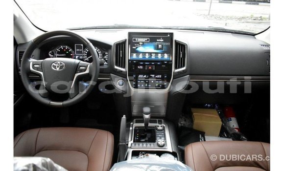 Acheter Import Voiture Toyota Land Cruiser Autre à Import - Dubai, Ali Sabieh Region Acheter Import Voiture Toyota Land Cruiser Autre à Import - Dubai, Ali Sabieh Region