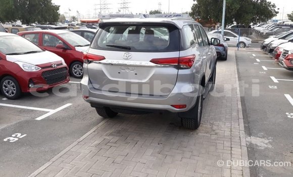 Buy Import Toyota Fortuner Other Car in Import - Dubai in Ali Sabieh Region Buy Import Toyota Fortuner Other Car in Import - Dubai in Ali Sabieh Region