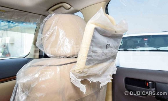 Buy Import Toyota Land Cruiser White Car in Import - Dubai in Ali Sabieh Region Buy Import Toyota Land Cruiser White Car in Import - Dubai in Ali Sabieh Region