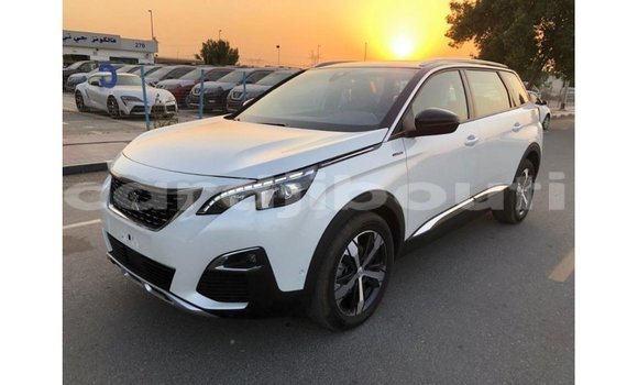 Acheter Import Voiture Peugeot 5008 Blanc à Import - Dubai, Ali Sabieh Region