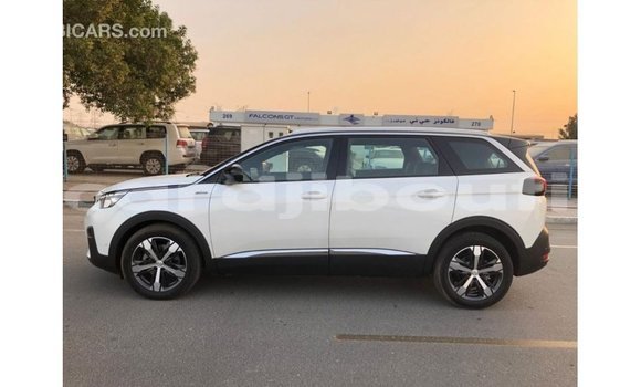 Buy Import Peugeot 5008 White Car in Import - Dubai in Ali Sabieh Region Buy Import Peugeot 5008 White Car in Import - Dubai in Ali Sabieh Region