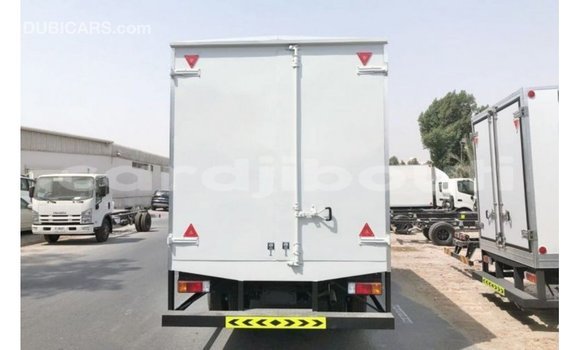 Buy Import Hino 300 Series White Truck in Import - Dubai in Ali Sabieh Region Buy Import Hino 300 Series White Truck in Import - Dubai in Ali Sabieh Region