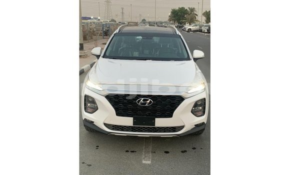 Acheter Import Voiture Hyundai Santa Fe Blanc à Import - Dubai, Ali Sabieh Region Acheter Import Voiture Hyundai Santa Fe Blanc à Import - Dubai, Ali Sabieh Region