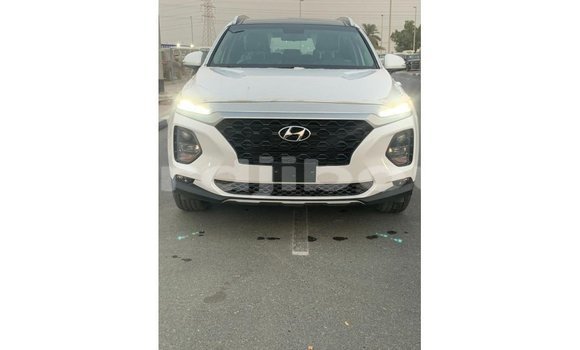 Acheter Import Voiture Hyundai Santa Fe Blanc à Import - Dubai, Ali Sabieh Region Acheter Import Voiture Hyundai Santa Fe Blanc à Import - Dubai, Ali Sabieh Region