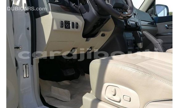 Acheter Import Voiture Mitsubishi Pajero Blanc à Import - Dubai, Ali Sabieh Region Acheter Import Voiture Mitsubishi Pajero Blanc à Import - Dubai, Ali Sabieh Region