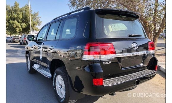 Acheter Import Voiture Toyota Land Cruiser Noir à Import - Dubai, Ali Sabieh Region Acheter Import Voiture Toyota Land Cruiser Noir à Import - Dubai, Ali Sabieh Region