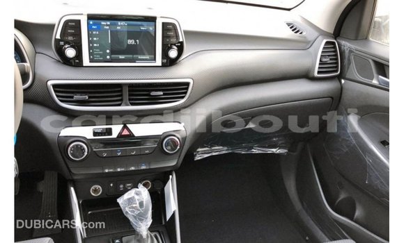 Buy Import Hyundai Tucson Other Car in Import - Dubai in Ali Sabieh Region Buy Import Hyundai Tucson Other Car in Import - Dubai in Ali Sabieh Region