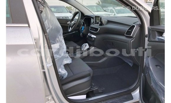 Buy Import Hyundai Tucson Other Car in Import - Dubai in Ali Sabieh Region Buy Import Hyundai Tucson Other Car in Import - Dubai in Ali Sabieh Region