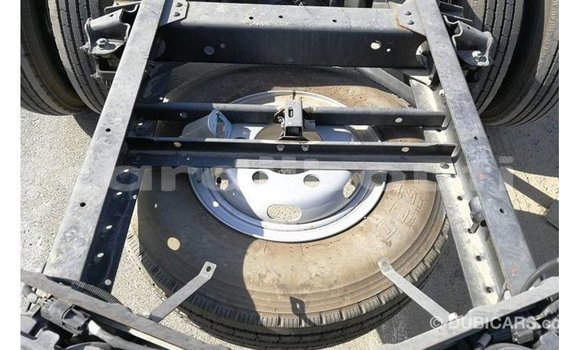 Acheter Import Voiture Mitsubishi Carisma Blanc à Import - Dubai, Ali Sabieh Region Acheter Import Voiture Mitsubishi Carisma Blanc à Import - Dubai, Ali Sabieh Region